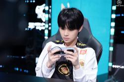 开云体育下载-WBG轻取PSG，Canyon成为全场焦点全球总决赛2:0（北京）