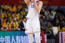 开云体育官方网站-福建队轻取鹈鹕，王哲林点燃赛场的简单介绍