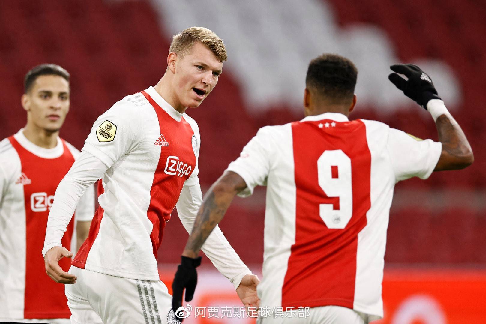 阿贾克斯青训球员突破，被誉为荷兰未来之星的简单介绍