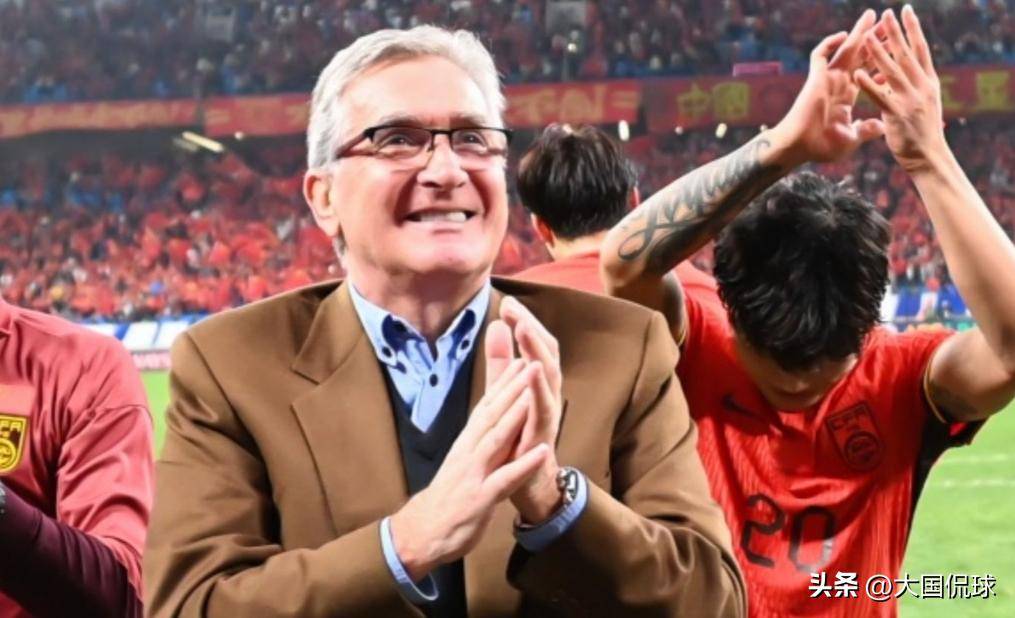 替补球员崭露头角，球队成功逆袭晋级