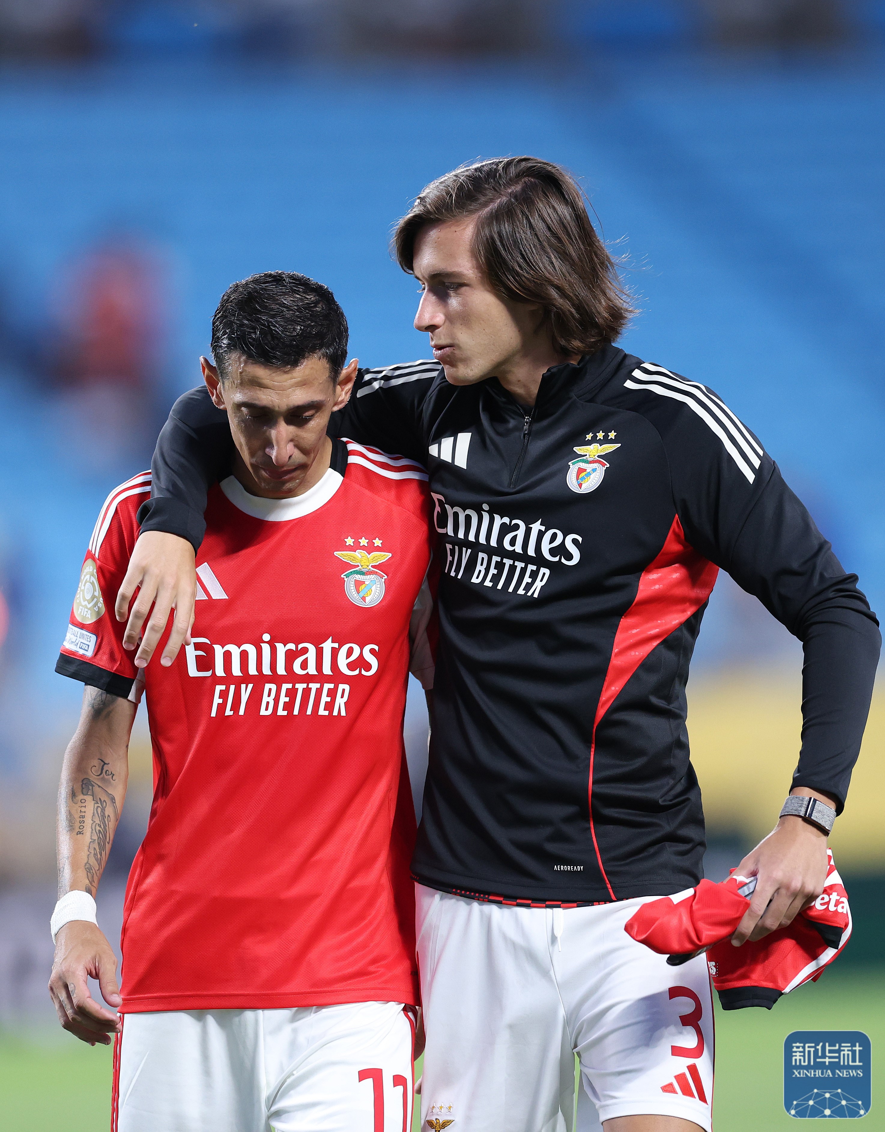 关于切尔西大胜对手，提前锁定晋级名额的信息